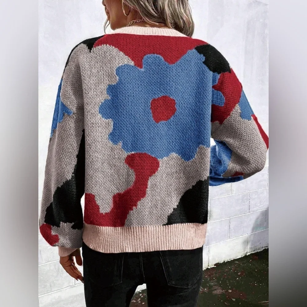 Floral Pattern Round Neck Sweater - Picture 5 of 16